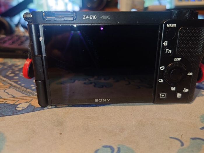 Sony ZV-E10 With selp1650 and wind buff