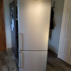 Fridge freezer