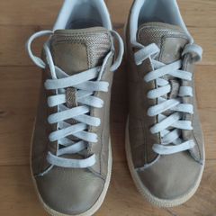 Girl's Nike trainers