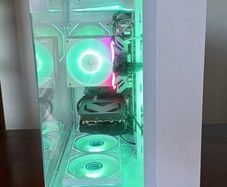 Custom White Gaming PC - RTX 5070