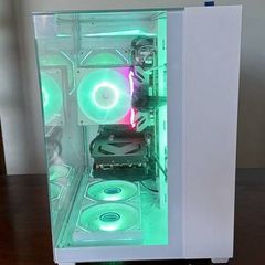 Custom White Gaming PC - RTX 5070