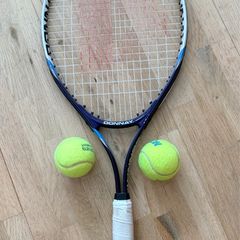 Donnay Kids Tennis Racket & 2x Tennis Ball