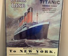 TITANIC metal sign