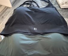 Bras x 2. 2xl. Bnwt