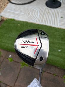 Titleist 907 D2 Driver
