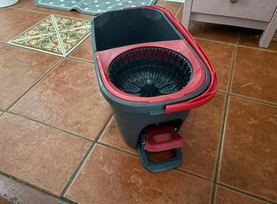 vileda mop bucket