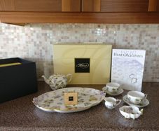 Herend Porcelain Royal Garden Evict Couples Tea Set (Tea for 2)