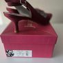 womans shoe Image 2