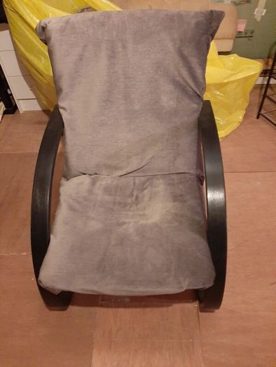 2 lounge chairs