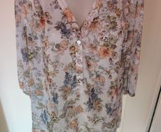 Janina floral tunic size UK16/18 EU44/46 Postage included