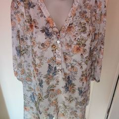 Janina floral tunic size UK16/18 EU44/46 Postage included