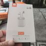 Earbuds Image 2