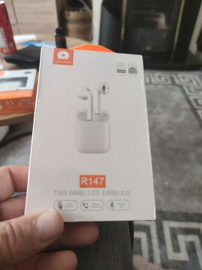 Earbuds