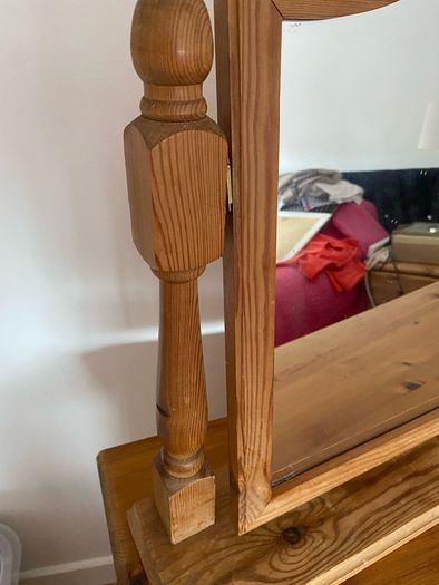 SOLID PINE DRESSING TABLE /Desk with adjustable mirror