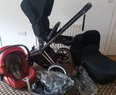 Cybex Priam travel system with lie flat car seat