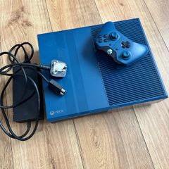 Xbox One 1TB Limited Edition Forza Motorsport 6 Console + Controller