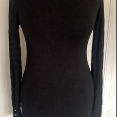Zara size small black round neck jumpet
