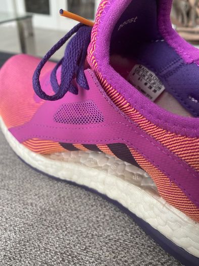 Adidas Women Pureboost X Size 40 /6.5