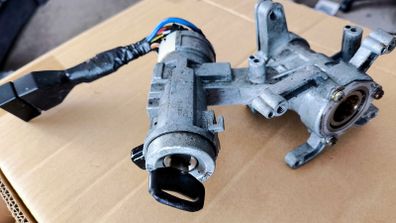 Toyota Corolla AE86 Twincam ignition and steering lock