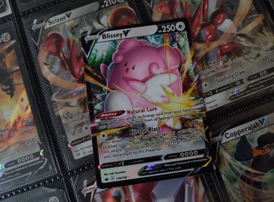 Blissey V ! Ultra Rare ! from Chilling Reign Set ! 2021 ! Pokemon Card !
