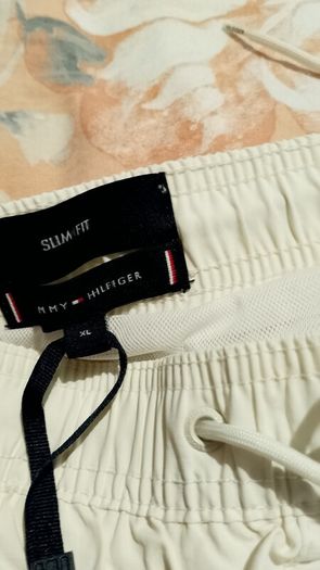 mens boss &Tommy shorts xl
