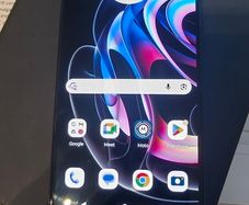 Motorola edge 20 Pro. 12gb ram 256gb storage usb c to hdmi cable