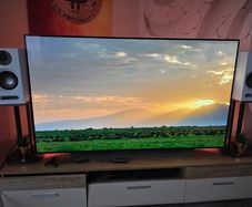 Lg Oled C1 65 + warranty!