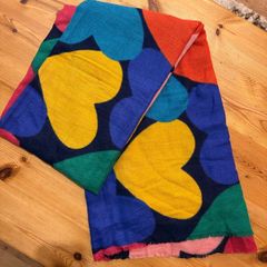 Large scarf