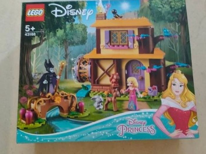 Lego Disney 43188 Aurora's Forest Cottage