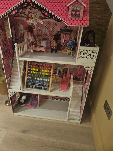 Dolls House