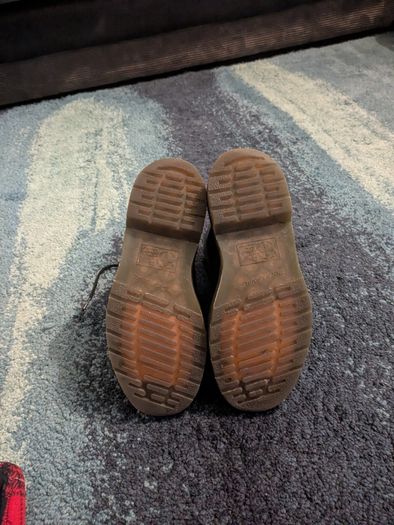 Dr. Martens - size 5