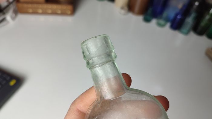 192 - Antique Applied Lip Sea Glass Decorative Collectible Bottle