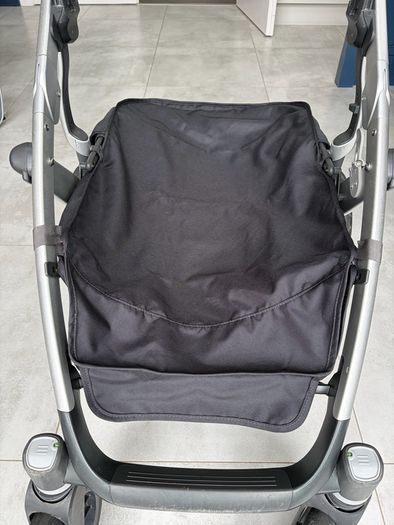 UPPAbaby Vista V2 Emmett Travel System Complete Bundle