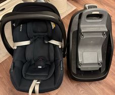 Maxi-Cosi CabrioFix and Base
