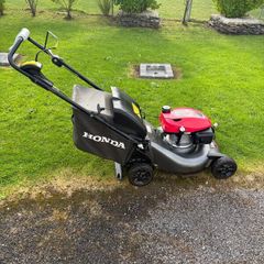 Honda lawnmower