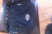 Kenneth Cole hand bag