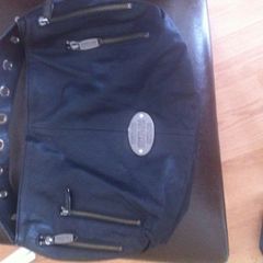 Kenneth Cole hand bag