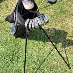 golf stand bag and clubs