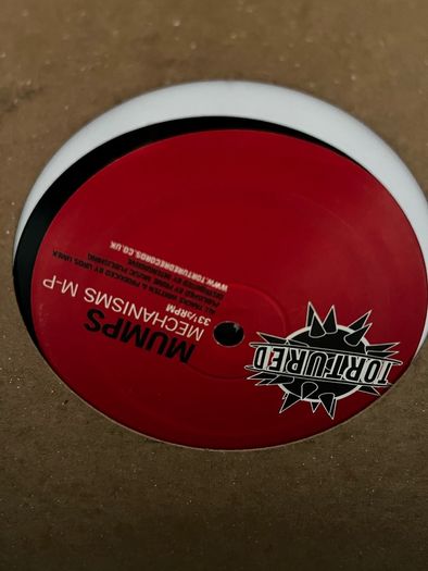 10e each Techno 12" vinyl