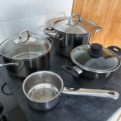 cookware set