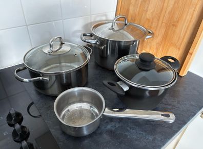 cookware set