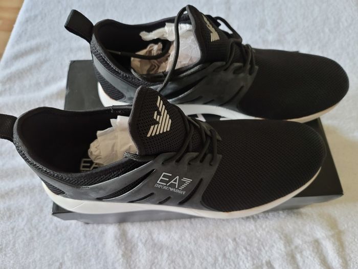 Rare Emporio Armani EA7 Men's Brand New Racer Trainers Size 11 Sold Out Everywhere in Size 11