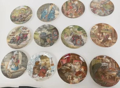 Complete set of 12 x Wedgewood The Wind in the Willows Bone Plates