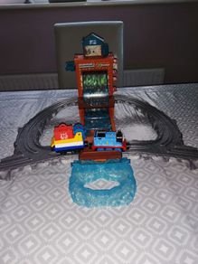 Thomas and friends take n play