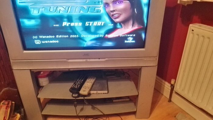 JVC 32 Inch CRT TV Wide screen Flat screen