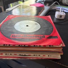 17 Status Quo Single 45s Vinyl