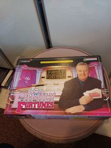 Family fortunes board game