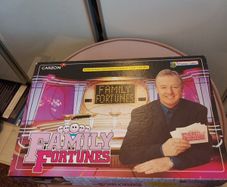 Family fortunes board game