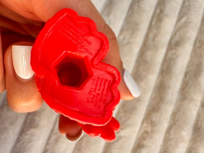 Sesame Street Workshop Waving Elmo Monster Red approx. 6.5 cm. Figure Hasbro Damaged Used Please see photos