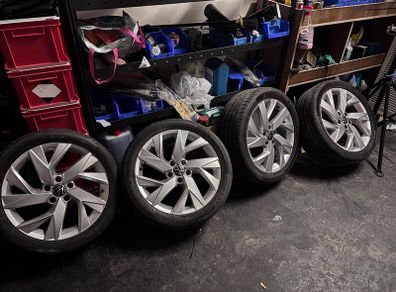 VW Arteon Passat Alloy Wheels 18"